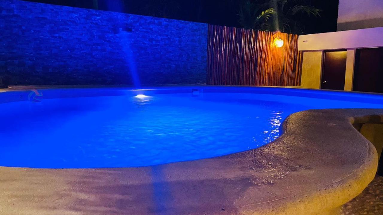 Casa Delfines Rio Lagartos Hotel ภายนอก รูปภาพ